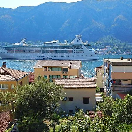 Apartment Kotor Bay エクステリア 写真