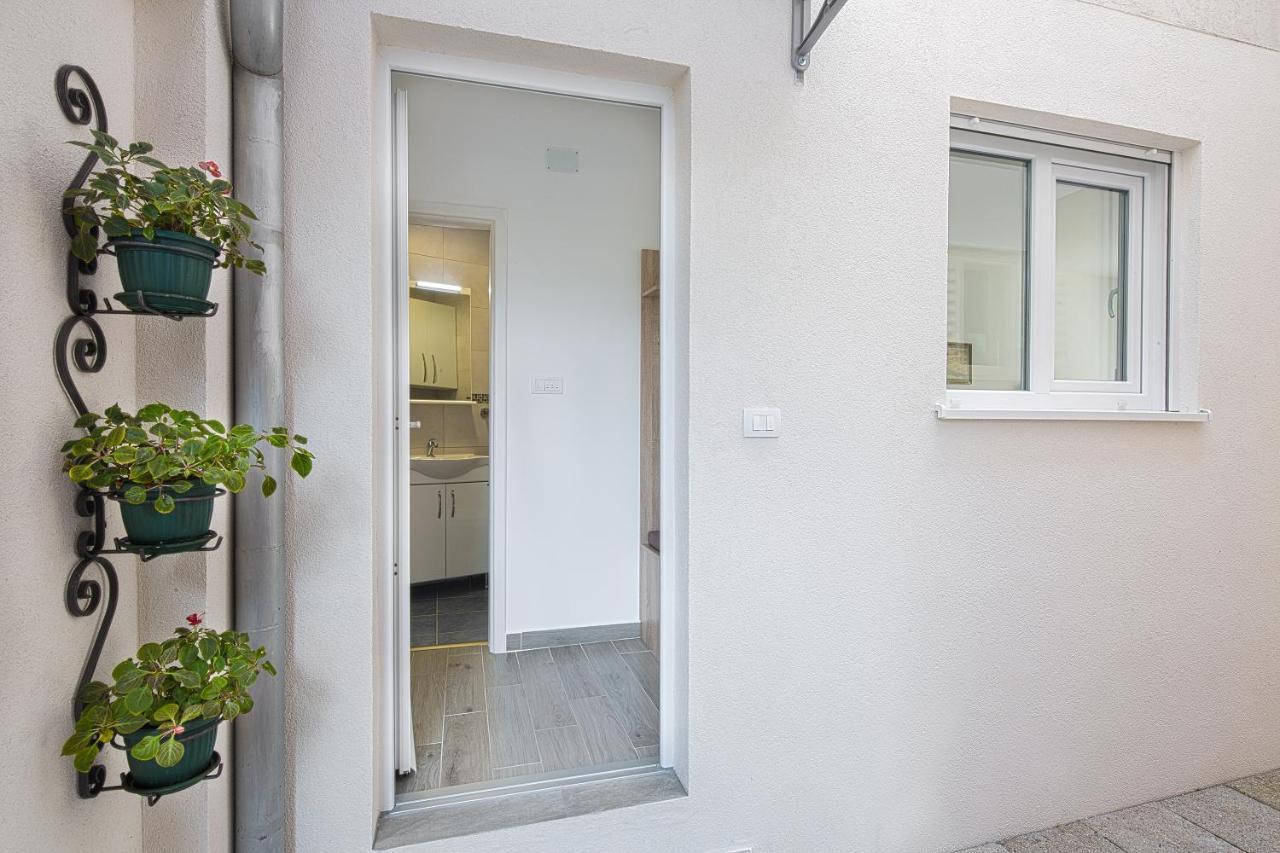 Apartment Kotor Bay エクステリア 写真